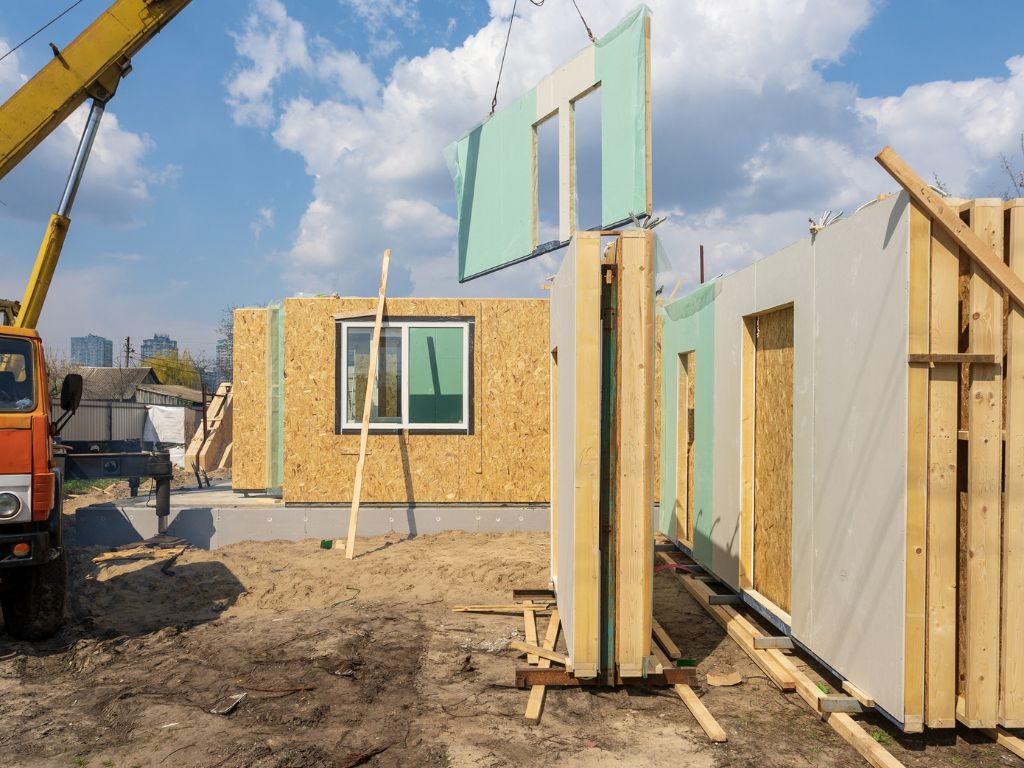 Un informe del Clúster de la Edificación señala que es un material seguro, técnico y con futuro si se diseña bien.